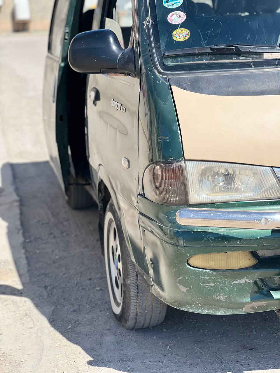 سلام عليكم موديل 98رقم اربيل سياره بلاديه شواصي 4شركه تخم تاير جديد سياره خير من الله مكفوله من الضربه وا المعجون فقط معجون فوك القبق مال الكاز ولباب السلايت بي فقط لا غير مكينه كير اكسن خير من الله كهربائيات كلها شغاله كيجات كلهن شغلات اناره داخليه خارجية كله شغاله سنتر لوك كله شغال دوشمه جديده اوياله مكصوصهه
درع امامي جديد سياره جاهزة مكينه 3000 هااا ورقم حمل أربيل وعندي بيه وكاله عامه امصفره من كلشي سياره  خير من الله سعر السياره ب60وبيه مجال للطيبين مكاني واسط تقاطع الصويره 
ملاحضه اني امكلف بل نشر ***********
