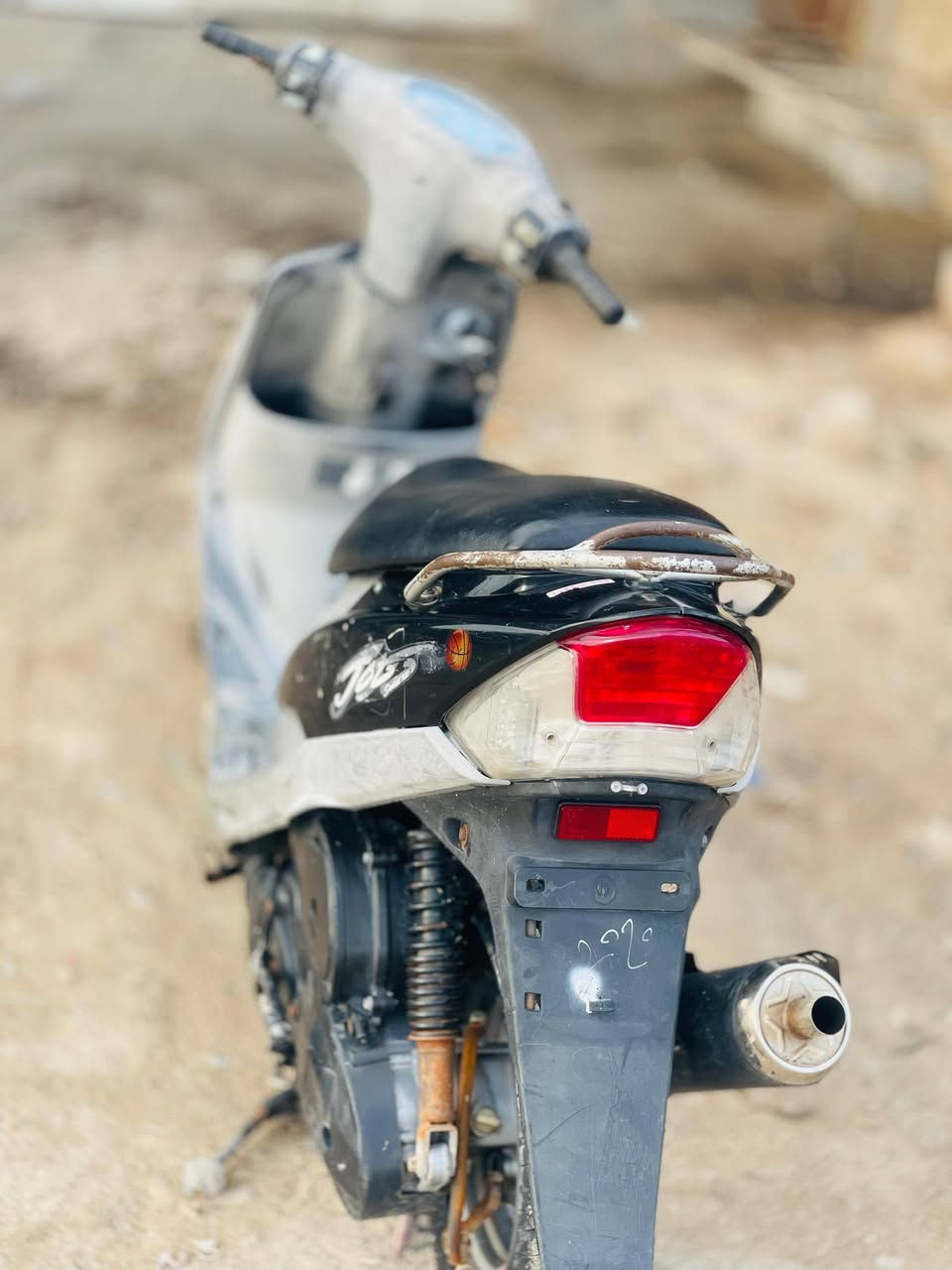 دراجه للبيع حلوه ونضيفه دراجه سلف هندر كله شقاله الدراجه مفتوحه بوشه 49 مكاني القرنه السعر 550 وبيه مجال  ***********
