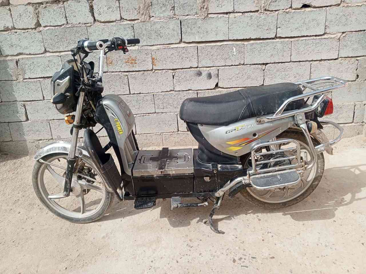 السلام عليكم للبيع السعر 275 بطاريات 10 اخو الجديدات


**إذا كنت صاحب هذا الإعلان وتريد حذفه لأي سبب، رجاءا أرسل رسالة إلى الدعم الفني**