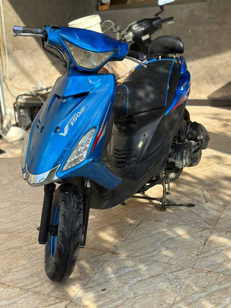 السلام عليكم 
ادرس ماليزي للبيع السعر 350 وبيها مجال


**إذا كنت صاحب هذا الإعلان وتريد حذفه لأي سبب، رجاءا أرسل رسالة إلى الدعم الفني**