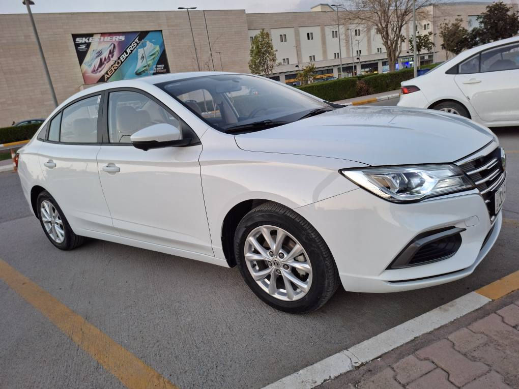 MG5 2023
ستاندارد
لایت پشت و پێش LED
شاشة و ٤ كاميرة360 درجة
تعديل سرعة
دعامی لۆ دعامی بەشەرت بی سبوغ و زۆر پاک
گیر و مەکینە و تەبرید و هەموو شت بەشەرت
٣٥ هەزار رۆشتیە و هیچ مەسروفەکی نیە 
سەنەوی تا ٢٠٢٨
Mg5 2023
ستاندارد
لایتات امامي و خلفي LED
شاشة و ٤ كاميرات ٣٦٠ درجة 
تعديل سرعة
دعامي لدعامي بشرط مابي صبغ و كلش مرطب
محرك و كير و تبريد و كلشي بشرط فحس 
٣٥ الف ماشي 
سنوي ٢٠٢٨

عنوان/ اربيل 
رقم موبايل *********** أربيل, العراق
