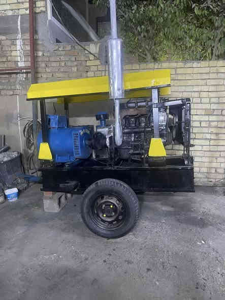 للبيع مولد كيا ٣٠ كيفي نظيفة السعر ١٢ ورقة قفل لاستفسار بغداد ***********
