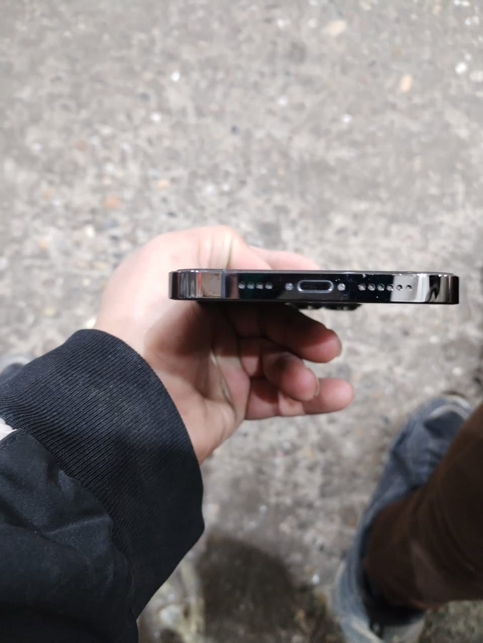 ايفون 13 برو ماكس ما مفتوح فقط مصعد ما يعبر هوا باتري 95 كلو بل جهاز شغال ذاكره 256 تك سيم سعر خاص


**إذا كنت صاحب هذا الإعلان وتريد حذفه لأي سبب، رجاءا أرسل رسالة إلى الدعم الفني**