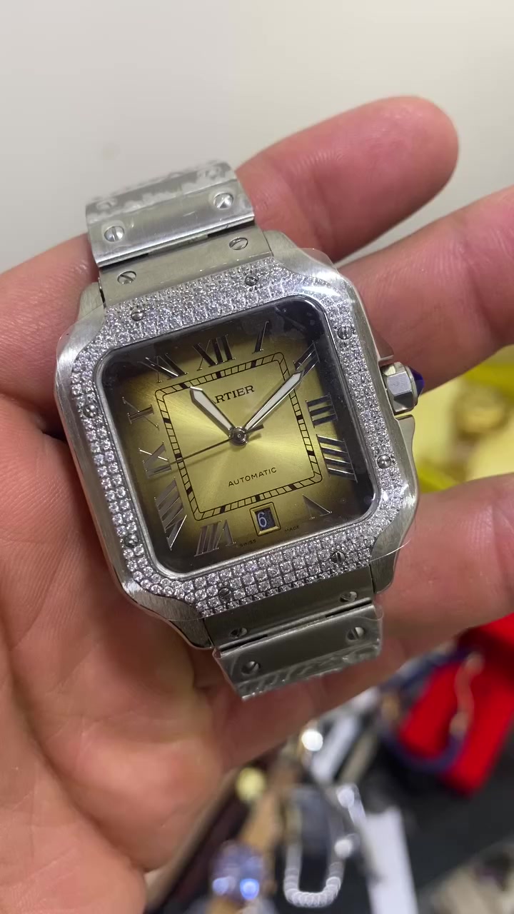 ساعه اعلى كواليتي مطابق الأصل امر بيعهم جدا طيب


**إذا كنت صاحب هذا الإعلان وتريد حذفه لأي سبب، رجاءا أرسل رسالة إلى الدعم الفني**