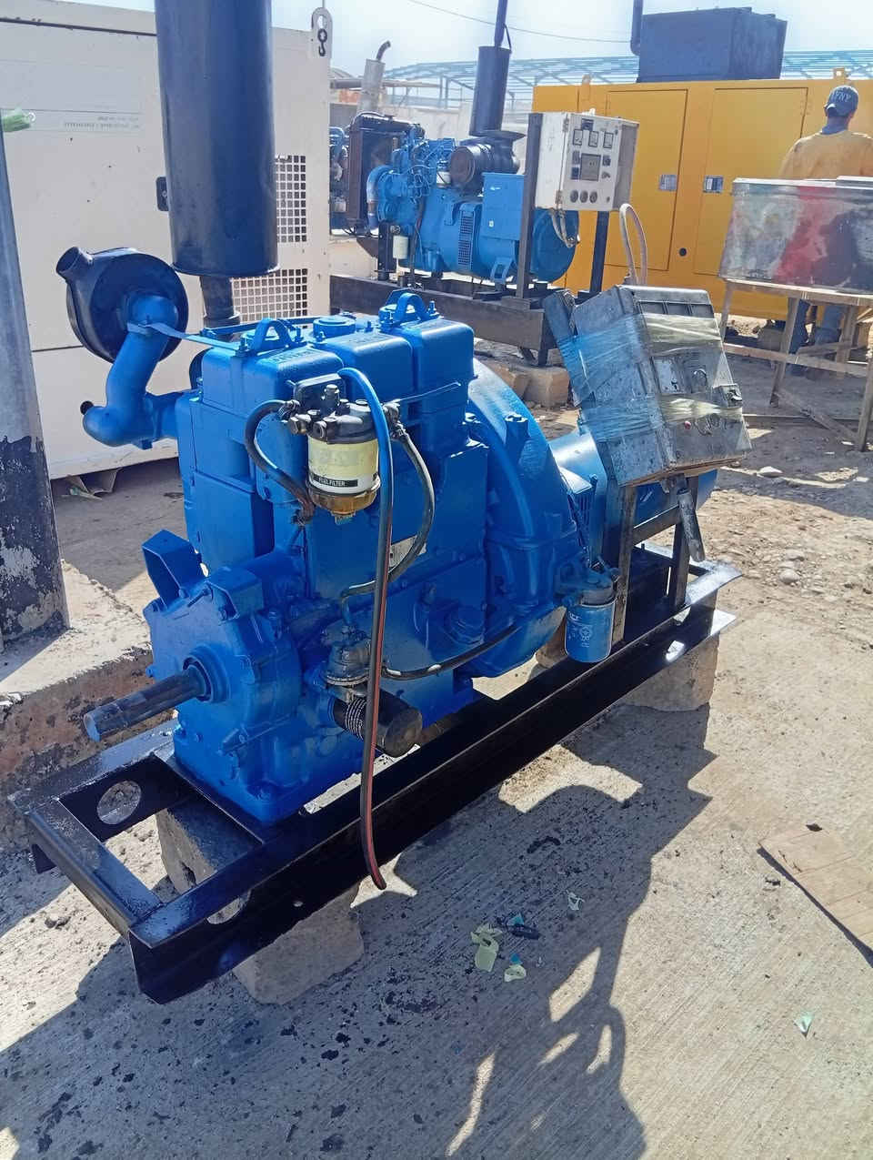 لستر بتر  3 بستم طبك بلادي 15 كيفي  سلف كفالة عامه بسعر 11 ورقة ثري فيز المكان واسط صويره معمل  سيف البيضاني **********************للمولدات الحى الصناعي شارع المطحنه
