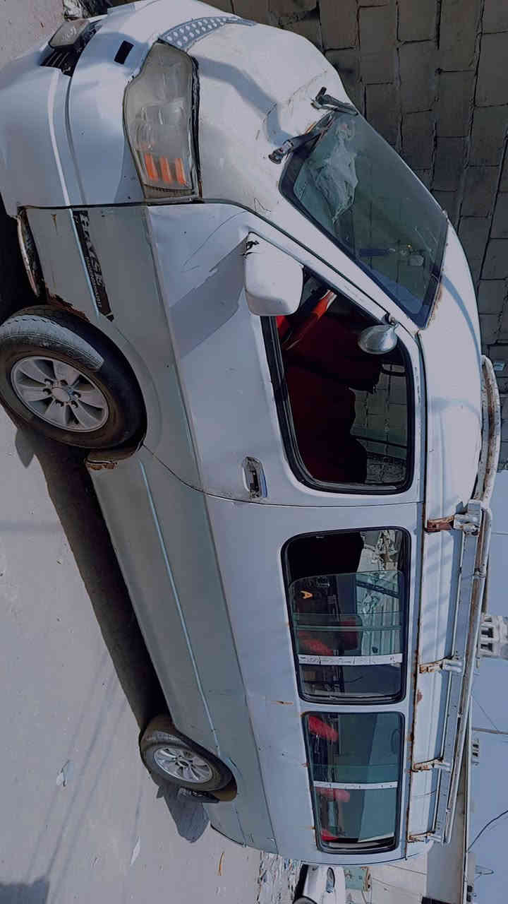 سلام عليكم اج وان موديل 12سياره حلوه بيه ضربه بل بجم مثل ما موضحه مكينه ونجي مجاول جديده ما صالي هواي من شديته كير جمره كهرباء يأت شغاله عليه هيأه560علا ينزل من سعره السعر 30عنوان بصره حي الحسين ***********
