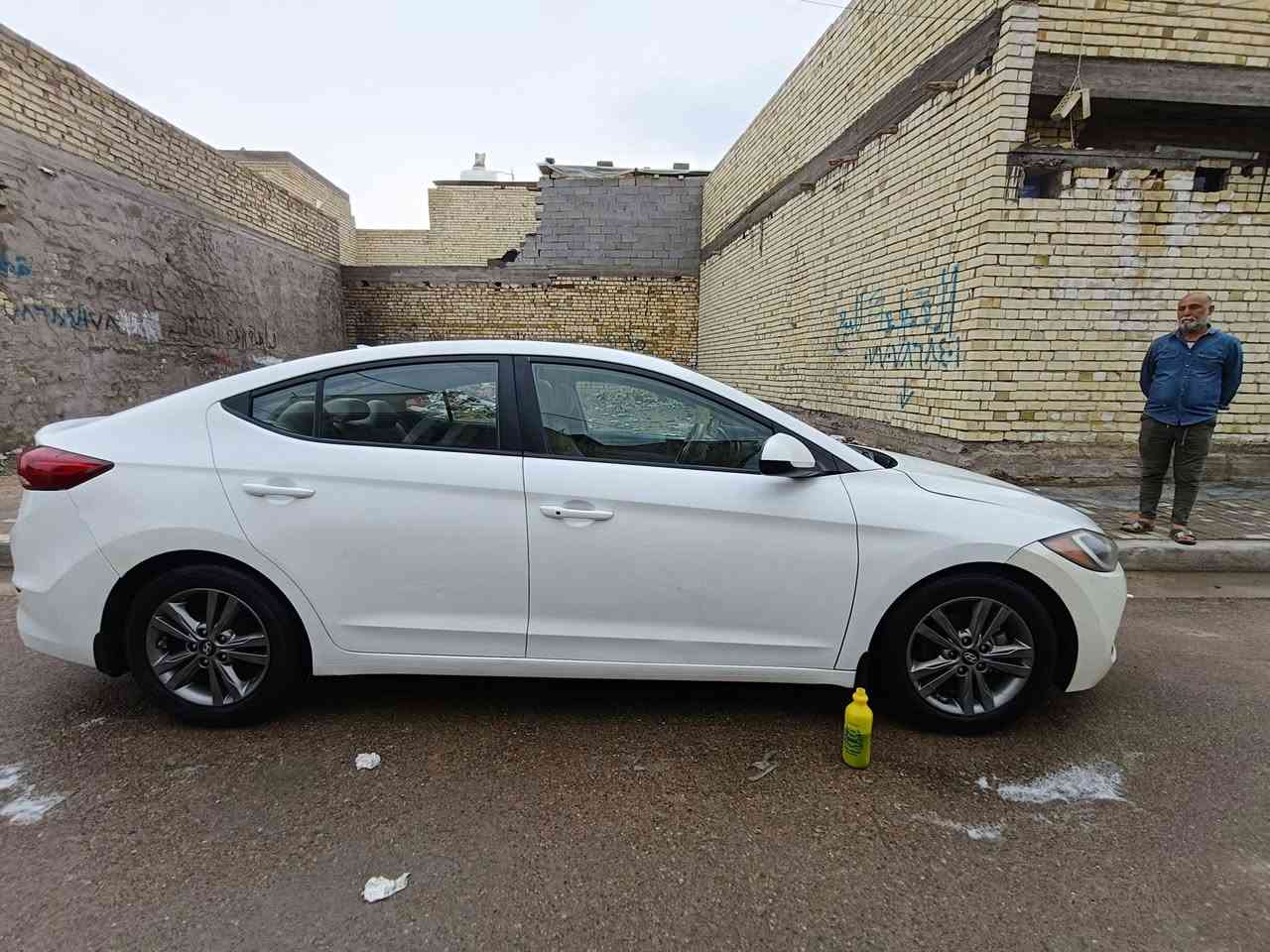 النترا 2017
سلام عليكم هونداي النترا 2017 وارد أمريكي سيارة نضيفة مكينه خير من الله ماشية 140كيلو سيارة فول مواصفات فئة SE مصبوغ دعامية جمالية وبيها رصعات خفيفة بلچاملغ الخلفي سيارة نضيفة كلش مكينه 2000 دووش كير نضيفة مكاني حي اور منطقة حي الكوفة رقمي ***********
