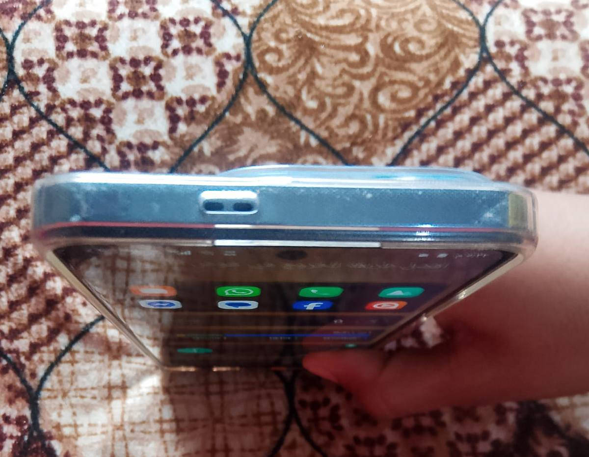 جهاز انفنكس هوت 40 للبيع سعر 150 وبي مجال  بيه فطر شاشه استعمال قليل شهر


**إذا كنت صاحب هذا الإعلان وتريد حذفه لأي سبب، رجاءا أرسل رسالة إلى الدعم الفني**