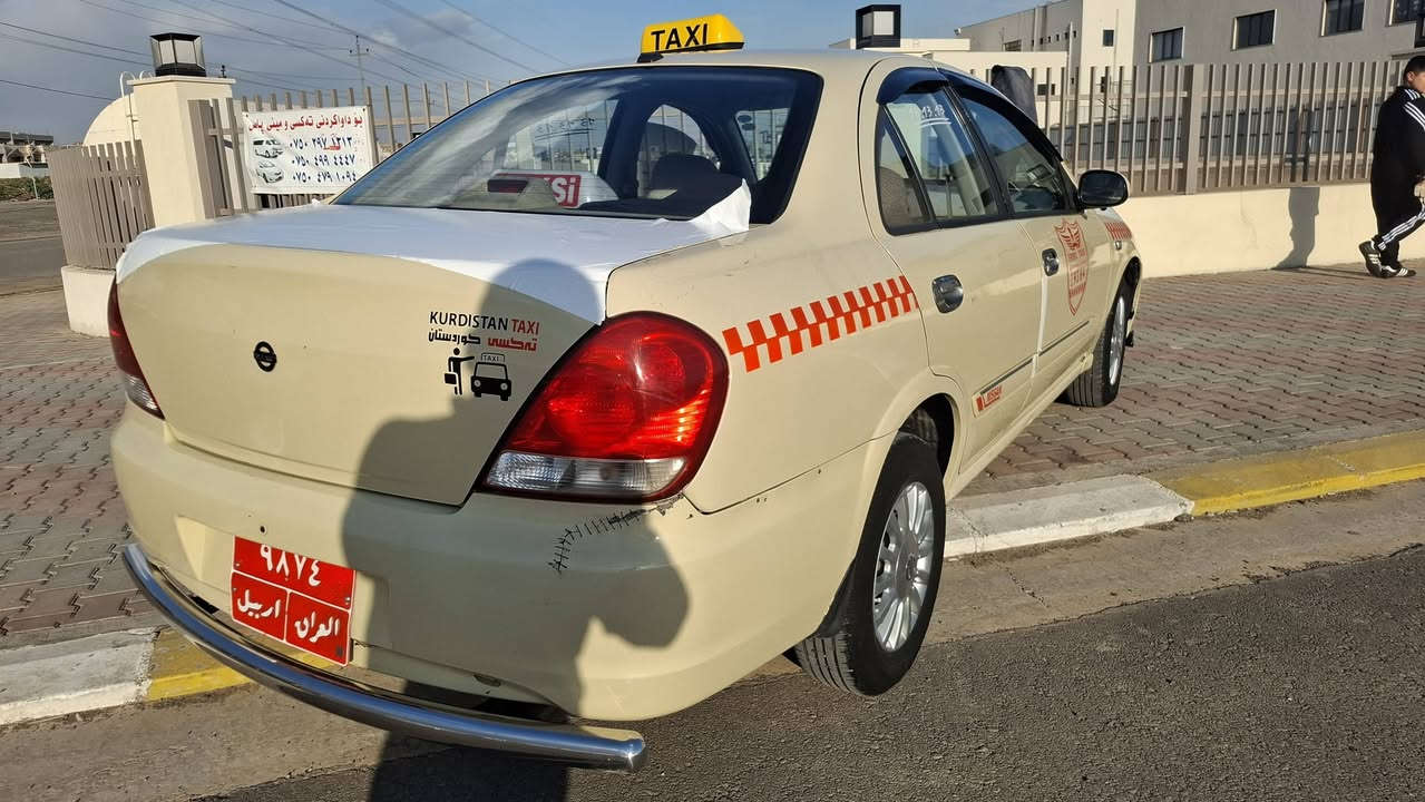 نیسان سەنی ٢٠١٠ غاز و بەنزین دەپارچەیە پێشی لای سایەق ئەزێتەکی کەمی هەیە پشتی زۆر جوانە سەر هیلالەکەی بستێک تەعدیلای هەیە گێرو مەکینە بەشەرت ١٠ فیتەر مەکینەو کلاج و عەینەم ٥ ڕۆژە گۆڕیوە سەنەوی بەسەر چوە ٢٠٢١ هەزەو فەحسی نوێیە هەتا ٢٠٢٧ سعری 102 ژ.م ***********gʻ
