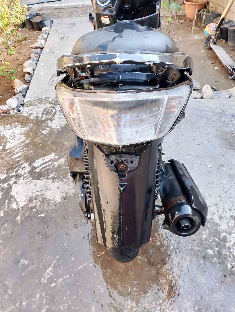 السلام عليكم سكنس فحل نضيفة كاملة  شغالة سلف وهندر 550 بي مجال قليل بلديات الصحفيين  شراي ٱتصل ***********
