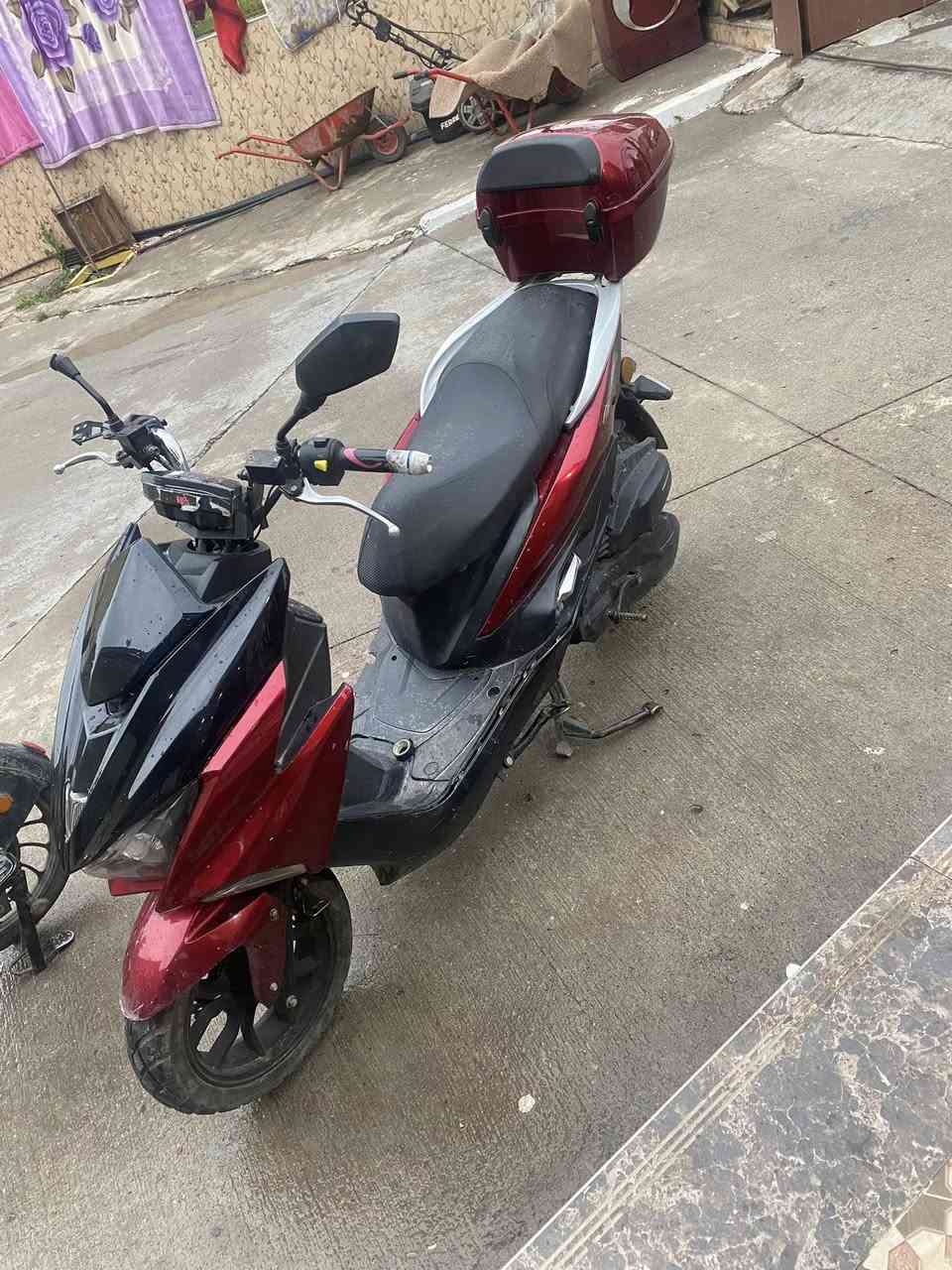 السلام عليكم فورزا شكل حديث للبيع دراجه نضيفه ماناقصها اي شي بس اذا تلاحضون اكو كسر بالكفر الصفح بس هذا الخلل بي الماطور مكينه كبس نضيف نضيف نضافه 90% شغال نكرة سلف تشغيل عن بعد شاشه الكترونيه بريكات دسك الدراجه صاروخ بالشارع السعر علق وادزلك السعر


**إذا كنت صاحب هذا الإعلان وتريد حذفه لأي سبب، رجاءا أرسل رسالة إلى الدعم الفني**