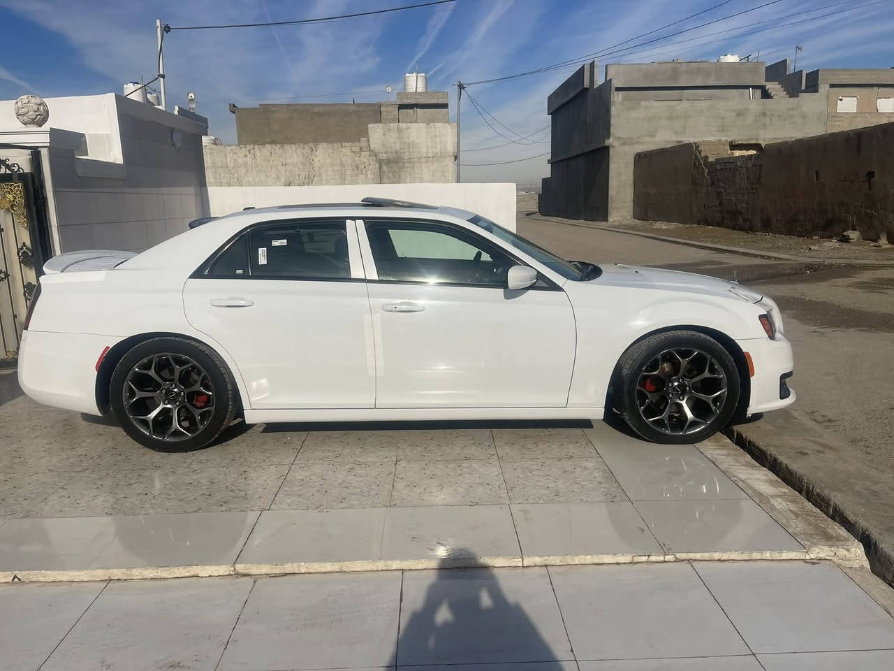 كرايسلر اوباما موديل ٢٠١٤ فول فول مواصفات مواصفات S ماشى ١٥٠ الف ميل سيارة من دعامى لدعامية شرط بدون صبغ بدون بارد بدون رصعة بدون شخط سيارة بأسمى رقم و سنوية جديدة لغاية ٢٠٣٠ شرط تحويل او وكالة بيع او مراوس حسب القناعة بس رقم شمالى سعر٢١٨مجال بسيط/////***********////***********
