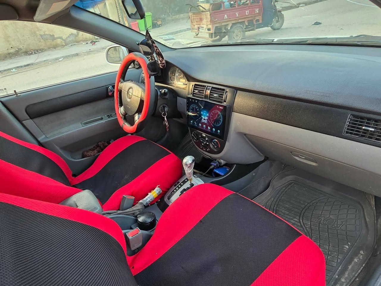 السلام عليكم
اوبترا  خليجي موديل2011

كير اوتوماتيك 

مكفوله  من التبديل  بيه صبغات بصيطه

سياره جديده مال جناي 

حداديه خلفي وامامي جديد 

تخم تاير جديد 

مصفرغرامات بسمي 

تبريد ثلج 🌨️

رقم ذي قار 

السعر 75

مكاني الناصريه مركز
***********
