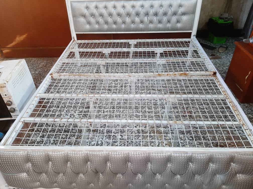 جربايه ام نفرين حديد تركي السعر 65 الف
*********** البصرة, العراق
