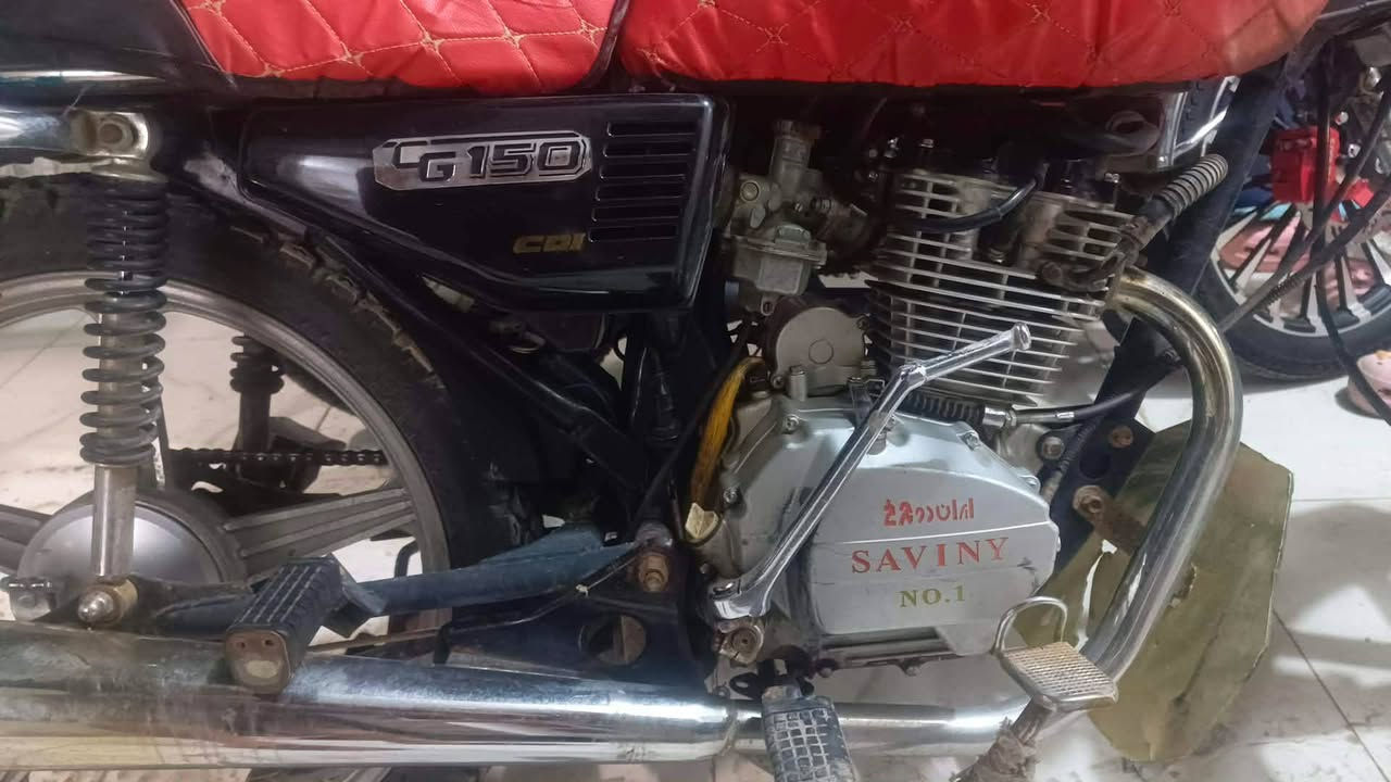 السلام عليكم
دراجه اللبيع موديل 2018 اوراق كامله مكينه حلوه 
السعر 375 مكاني بغداد سبع قصور تواصل خاص و
***********
