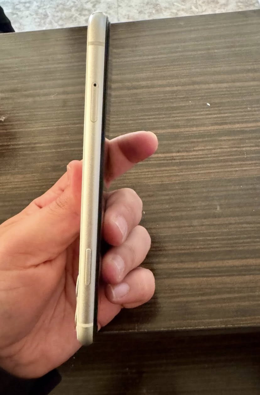 ئایفۆن 11 موبایلەکە کەپسە کارتۆنەکەی لەگەلە ئەی ئەیە زۆڕ پاکو خاوینە بە شەرتە 128 کیکایە پاتریەکەی 82 لە هەوڵیرم لە وەتس ئەپ نامە بنیرن  260 دينار

آيفون 11 احتيادي كلش نظيف جهازه مع كارتونAAAبطاريه 82ذاكريته128جيهاز كبس ارسلي هواتس بوكان أربيل  ***********
