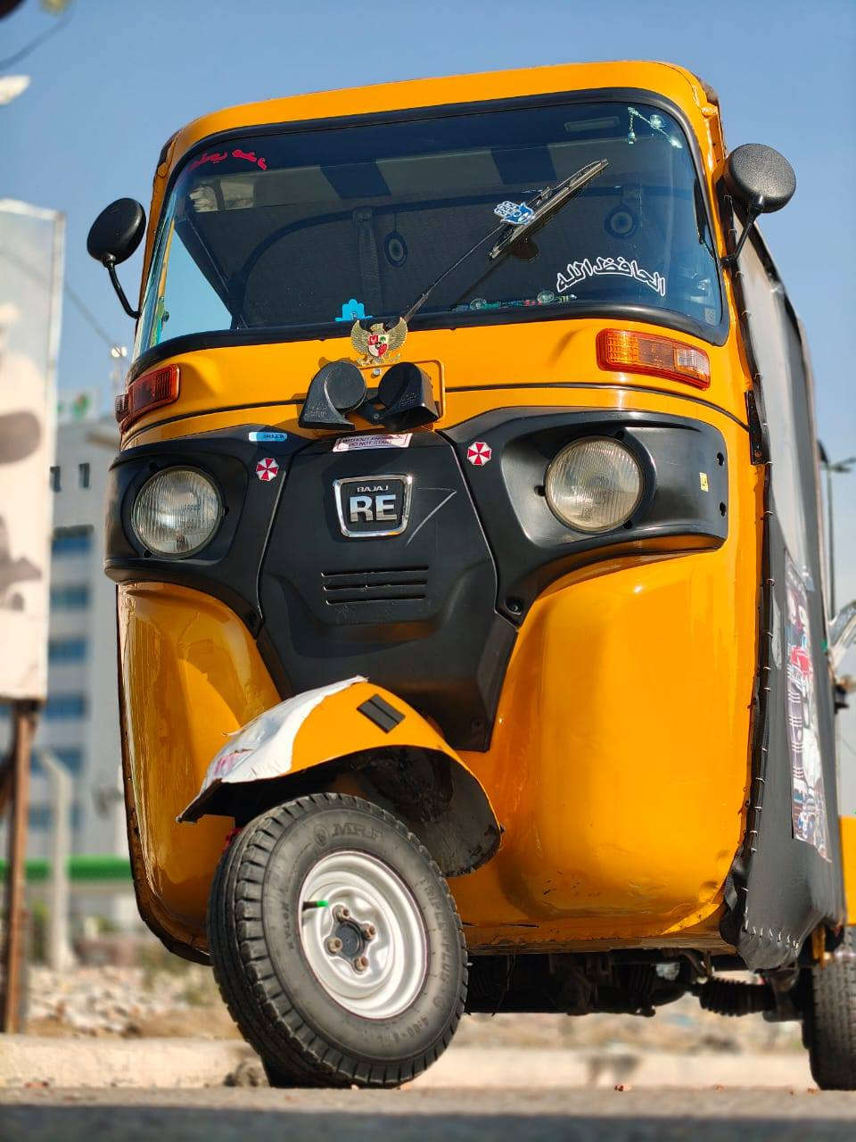 سلام عليكم تكتك للبيع موديل 2020 شهر 7
كفاله من كلشي بس بيه تعمير بالدوسات 
والباقي كل كفاله من مكينه وكهربائيات 
اوراق وماشي بالمعامله مال رقم باقي ع رقم بس 
سعر 6 مليون قفل بدون غراضه 
بغداد شعب 
***********
