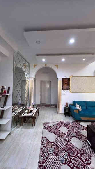 #لانه ستي 
🔘أربيل-في مجمع لانه ستي 
➖للبيع ڤيلا مؤثث كامل VIP
➖مساحة 300متر على شارع15متر
➖يتكون-4غرف نوم-استقبال -صاله-مطبخ حار بارد -مجموعة صحيات-كراج-حديقة 
للتواصل 📞
***********
**********
في حال لم يتوافق العقار مع رغبتكم او لم يكن بقدر امكانيتكم زوروا موقعنا على تلكرام للتصفح على اكثر عدد من العقارات المتوفرة 
https://t.me/rood138 أربيل
