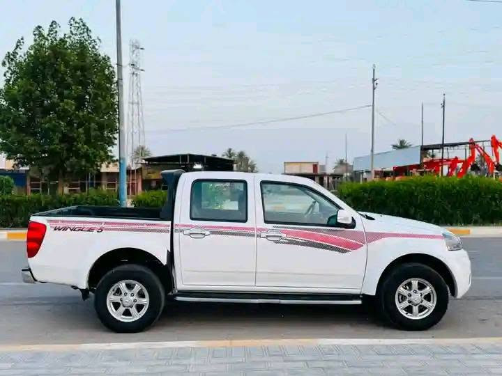 سلام عليكم سياره لبيع كريت ويل بحاله الزيرو ماشيه 21سبير ما نازل مكفوله كفاله عامه من شخط رقم قادسيه بسم الشركه تحويل مباشر السعر 145رقم ***********
