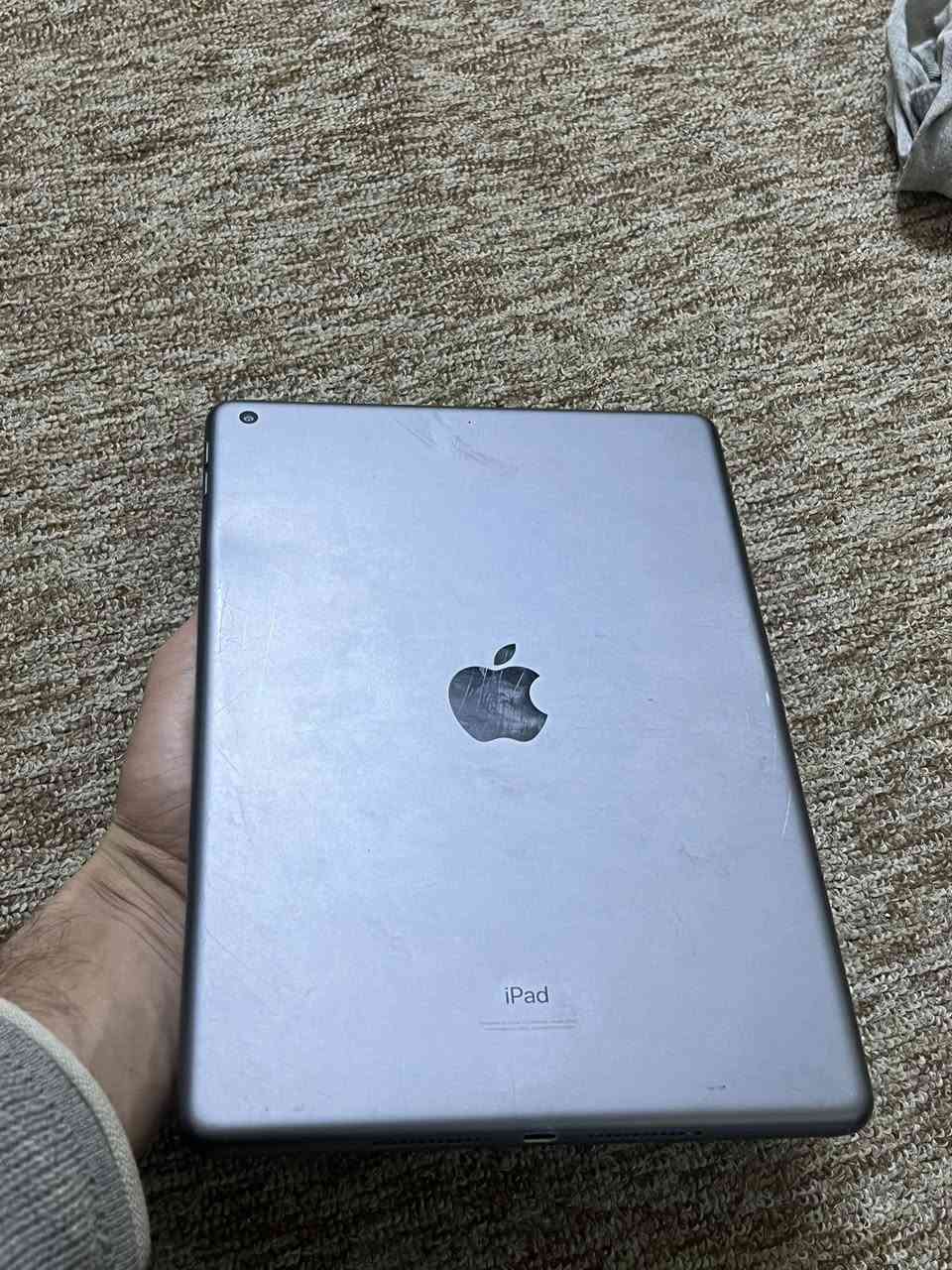 ايباد 9 للبيع مبدل فقط كلاس ب190 الف واتساب موجود *********** بغداد حي اور
