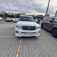 لاندكروز بريم • ٢٠١٣ • الفلوجة