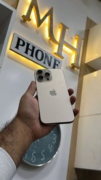 07837920801 16 برو ماكس ذاكره 256 بطارية 100  نضافه 100‎%‎