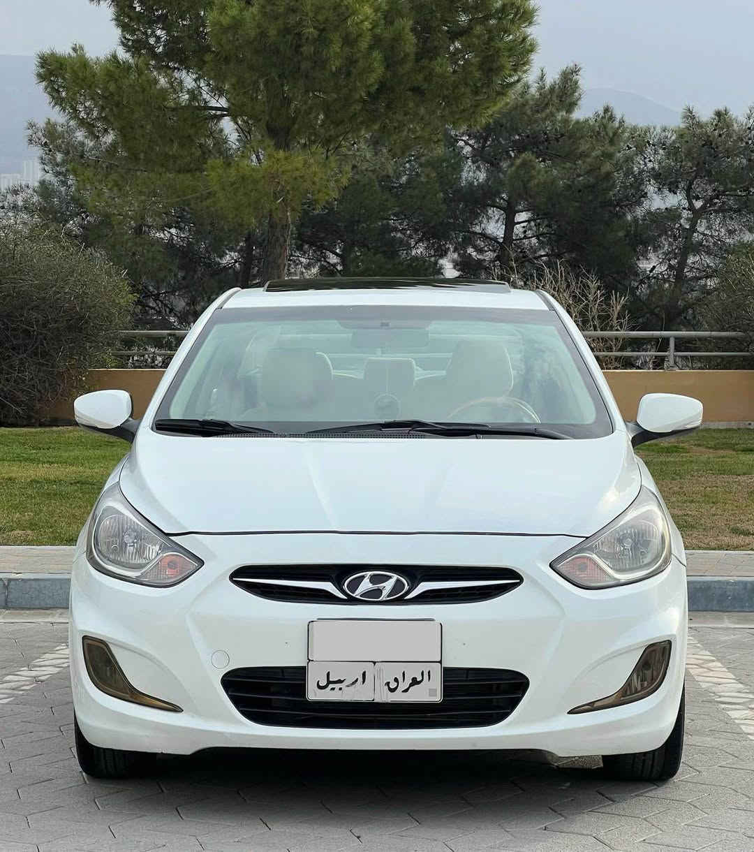 هۆندای ئەکسێنت ٢٠١٣
مواسەفات خلیجی ناو زەرد
مەکینە ١٦
گێڕ ئۆتۆماتیک و عادی
١٠٩هەزار  کیلۆمەتر ڕۆشتووە
بە شەرتی گێڕ و مەکینە
******************
فوول مواسەفات
سلایت
سوکان ڤۆلیۆم
٥ کەلە و ٥ ویل کەپ
سپی بەفری
بێ بۆیاخ 
ساردێکی بچووکی هەیە
تەحویل و غەرامە بە شەرت
هیچ مەسرەفێکی تێدانیە
0770 120 91 91
شوێن سلێمانی السليمانية, العراق
