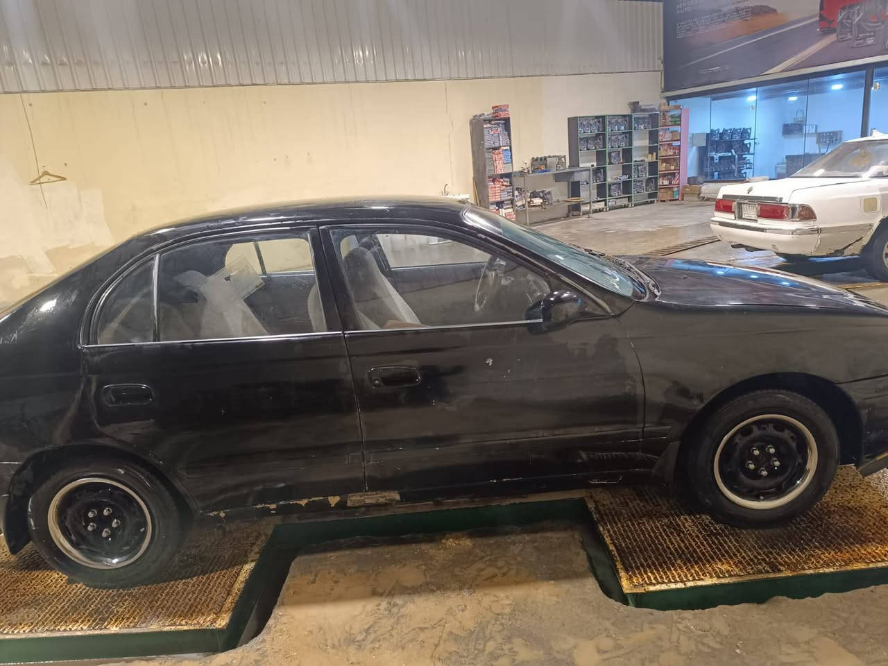 كرونه للبيع سنويه بسمي رقم بصره تحويل ثانيوم لسعر37او بيه مجال حك لجيه اشراي يتصل عل رقم *********** بي وتساب
