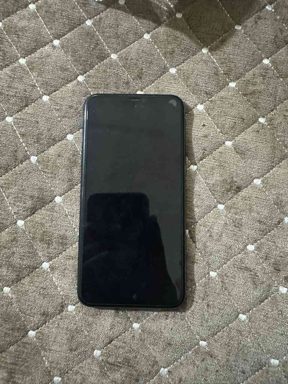 السلام عليكم
11 برو ماكس نظيف مثل متشوفون 
بطارية معلاية 95 
ذاكرة 256 
جهاز كلش حلو ومرتب 
العنوان بغداد الحسينية مقابل مستشفى الشهيد ضاري فياض


**إذا كنت صاحب هذا الإعلان وتريد حذفه لأي سبب، رجاءا أرسل رسالة إلى الدعم الفني**