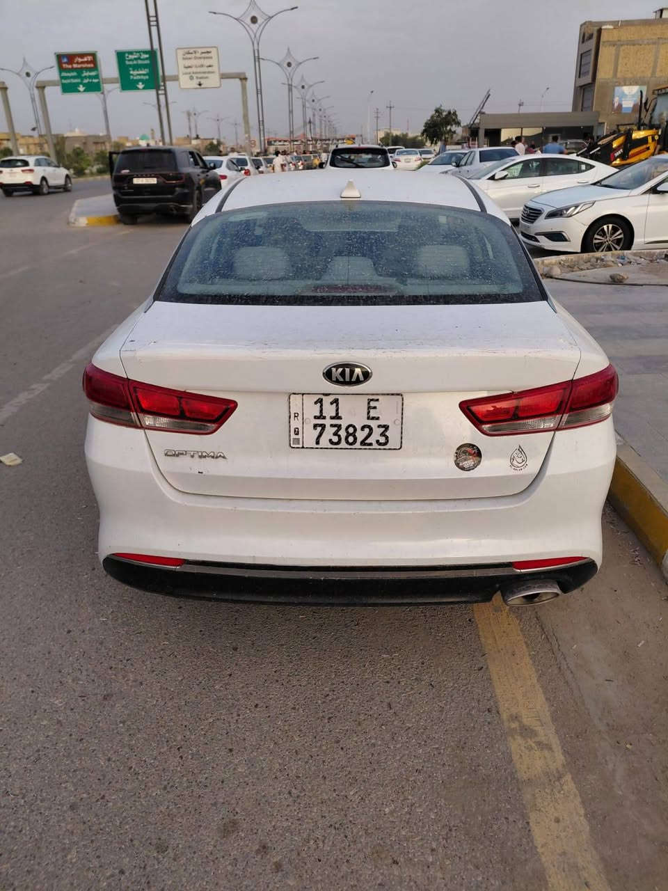 السلام عليكم كيا اوبتيما وارد امريكي موديل ٢٠١٦ بيها بس بنيد مبدل اصلي وبيها رشات تجميل فول مواصفات ماعدا الفتح سياره جديده ماشيه ٦٥ فقط محرك مامفتوح   سعرها ١٢٠ وبيها مجال مكان ناصريه مركز غير متواجد ع الفيس ***********

