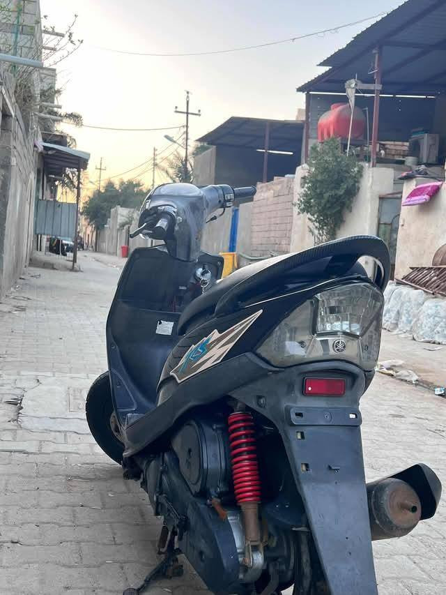 يا الله بسم الله الرحمن الرحيم
ماكس عدلة ما مفتوحة بلادية الدراجة عدا الكفر والبقية ختم واحد ومكينة 49 كاملة مكملة الدراجة شغالة ماناقصها شي السعر 850 وبيها مجال بسيط فقط
العنوان الشرش القرنة الصويلح 

للتواصل واتساب ***********
