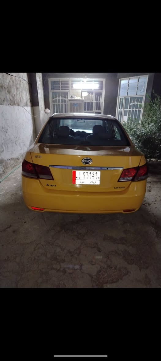 السلام عليكم عليكم بيوايدي كير مكينه خير من الله محور نحله كورلا سياره حلوه ب٤٠ وبيه الاتصال ع رقم ***********
