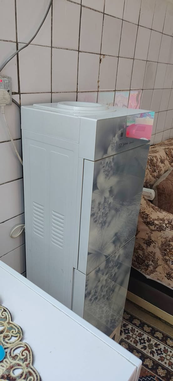 براد ماء شغال حار بارد وثلاجه نظيف حيل للبيع + أدوات منزلية للبيع


**إذا كنت صاحب هذا الإعلان وتريد حذفه لأي سبب، رجاءا أرسل رسالة إلى الدعم الفني**