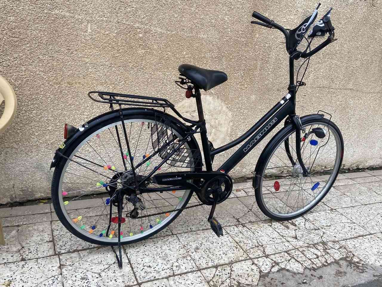 لبيع باسكل موديل 2017 حجم 27 ياباني. ويرات دفن بل لشه باسكل يخبل كامل كير وحساس بريكات شغله نضيف حيل  مكان بغداد حي جهاد او رضوانيه سعره 100 وبي مجال.لشراي.


**إذا كنت صاحب هذا الإعلان وتريد حذفه لأي سبب، رجاءا أرسل رسالة إلى الدعم الفني**