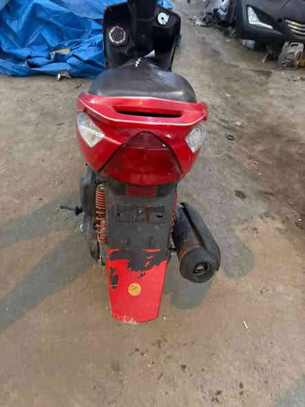 ماكس ثعلب لبيع دراجه حلوه كفراته بلادي محرك مال حاويه مبدل اله ***********
