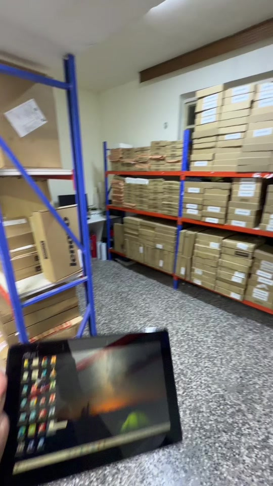 عرض خاص لمدة يومين  ايباد وندوز لمس   ٥٩ ألف مع توصيل والضمان  ذاكره ٦٤/٤ تزيد عادي ***********
