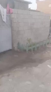 بيت لتجاوز صضغط قرب ابو رائد حداد  سعره ١٠ ملاين وبي مجال بسيط 0770707...