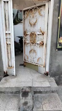 من رخصتكم بيت ١٠٤ متر بناء طابوك طابو صرف الرقم 07818800241 بيع أو مرا...