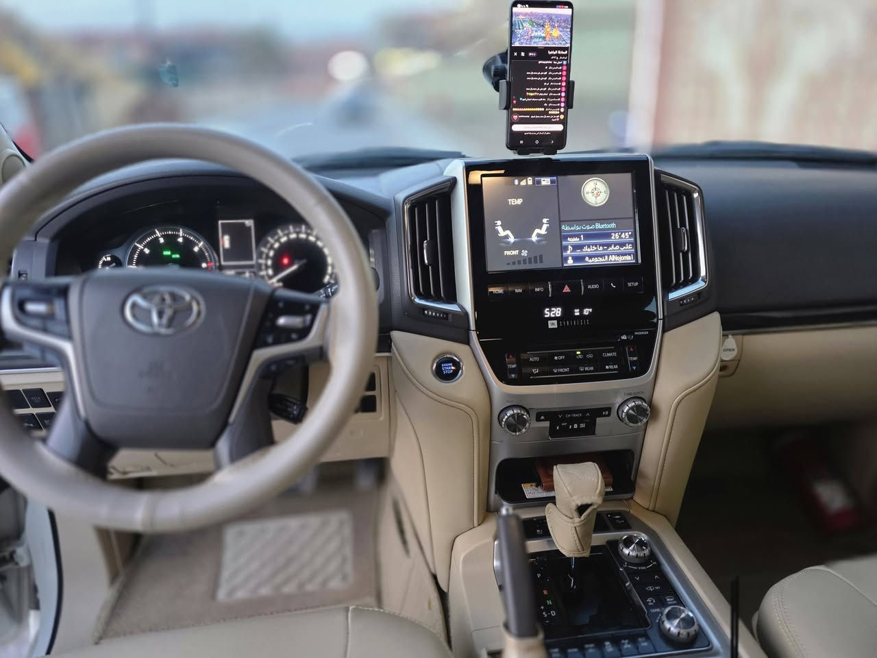 السعر 457
تـــــويــــــوتـــــا لانـــدكـــــروز  2016 ( لــــكــــزز  VXS )
لاندكروزر 2016  VXS
 شركة ساز 
جكات جوبليس 
محرك 8 (5.700) ليكزز
مواصفات ليگزز
‏‎لاندكروز VX.S 
‏‎موديل.موديل 2016
‏‎فول مواصفات 1/1
‏‎السيارة مواصفات اللكزز
‏‎1-جوبلس تصعد وتنزل جكات 
‏‎2-  كامرات 5
‏‎3- تدفئة وتبريد كشنات 
‏‎4- كشن سايق خزن ميموري 3 وضعيات 
‏‎5- اشاير ترحيب 
‏‎6- نضام ترحيب عند الاقتراب 
‏‎7- دبل ماوس 
‏‎8- شاشة تحكم لكزز
‏‎9- شاشات عدد 3 
‏‎10-تشغيل عن بعد 
‏‎11- كراسي كهرباء 
‏‎12- مكينة V8 /5.7
‏‎13-زراك لايت 
‏‎14- 5 بصمة ابواب 
‏‎15- سيستم صوت لكزس 
‏‎16- رادرات امامي + جانبي 
‏‎17- ستيرن صاج 
‏‎18- 8 ايرباك
‏‎19- فور ويل 
‏‎20- حساسات امامي خلفي 
‏‎ماشي 125 
‏‎22- نضام ايكو تقليل صرفية 
‏‎23-ثلاجة
24- كامرات 360 جميع الجوانب 
‏‎مواصفات VX.S معروفة ما يحتاج اذكر باقي المواصفات 
محرك كير بشرط مامفتوح
سيارة حيل نظيفة كلشي عل بلادي شرط
سنوية زنكة كلشي جديد مدفوع لـ 2028
سيارة مابيـها دينار مصرف كامل من كل نواحي
رقم صاحب سيارة ***********
