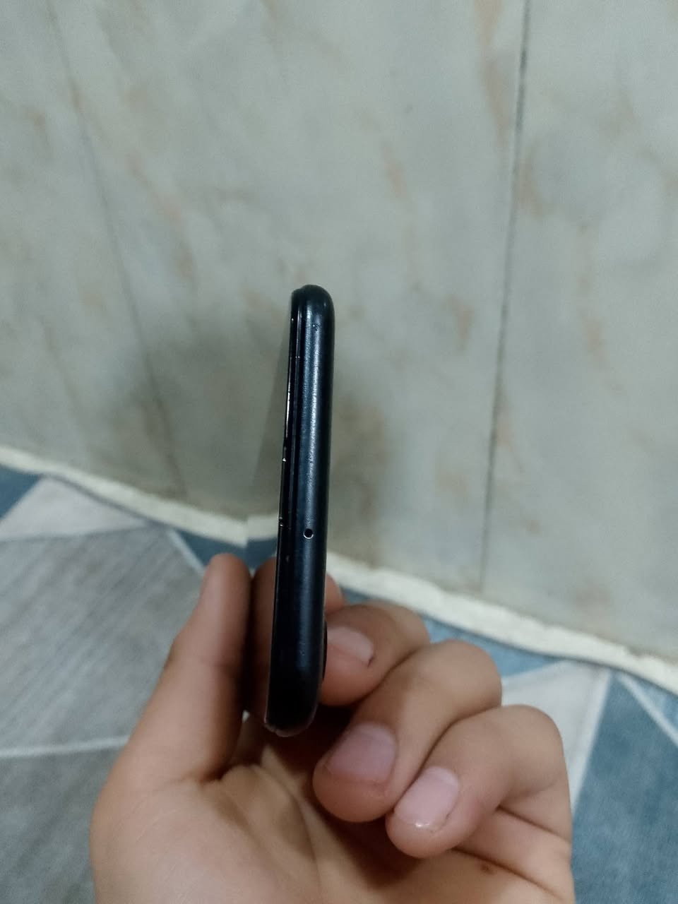 السلام عليكم موبايل A10s بي فطر بال شاشه موضح بال صور الجهاز ما داخل صيانة ولا مفتوحه كله شغال وعل فحص صوت أتصال كامره ذاكرة 32 سيمكرتات 2 السعر 30قفله جماعه ال20 لتعلق العنوان بغداد الرشاد شارع القاعدة رقم الهاتف ***********
