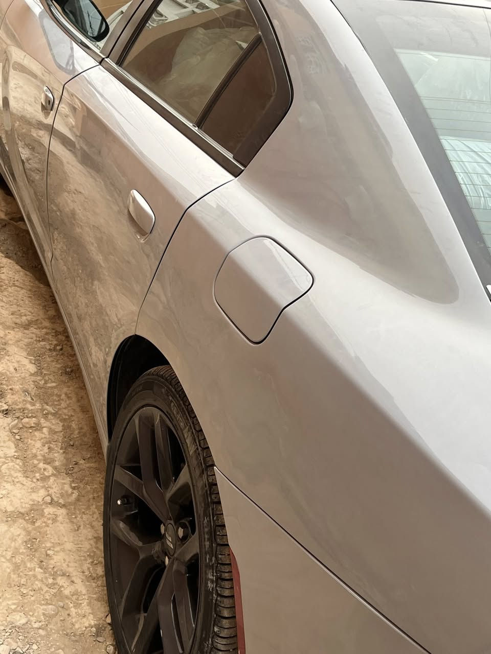 إسلام عليك  جارجر موديل 21لون سموك  حادثه خلفي صندوكً وجنطه  
ماشيه 91الف  
السعر 225  
الهاتف ***********
