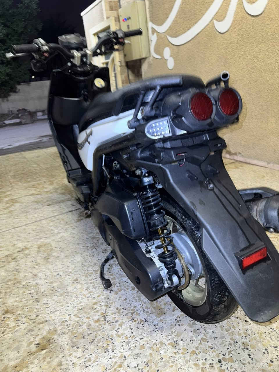 السلام عليكم سكنس جبلي دراجه رمبه مكفولة 
كفاله عامه تجي تفحص بيدك أتحدى دراجه رمبه بهيج 
نظافة دراجه كامله مابيه اي نقص وكله بلادي السعر 
1100 عنواني زعفرانيه  للاستفسار اكثر***********
