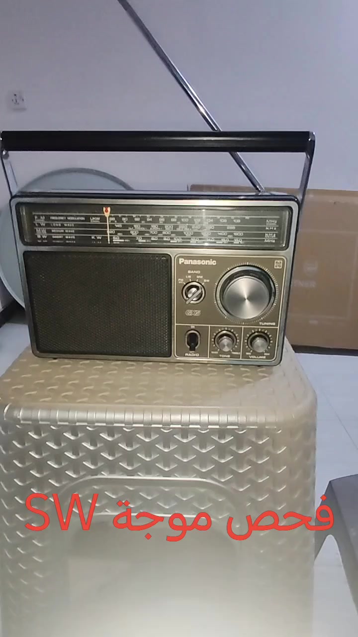 راديو ناشيونال باناسونيك ياباني
National Panasonic  RF-1105 DLBS
Made in  Japan

٤  موجات  MW, FM, SW, LW

تابع الفديو.. سحب المحطات قوي جدا و خارق

يعمل بالكهرباء مباشر و يعمل باربع بطاريات حجم وسط

الجهازمستخدم ونظيف جدا غير مفتوح

السعر  ١٧٥  الف


**إذا كنت صاحب هذا الإعلان وتريد حذفه لأي سبب، رجاءا أرسل رسالة إلى الدعم الفني**
