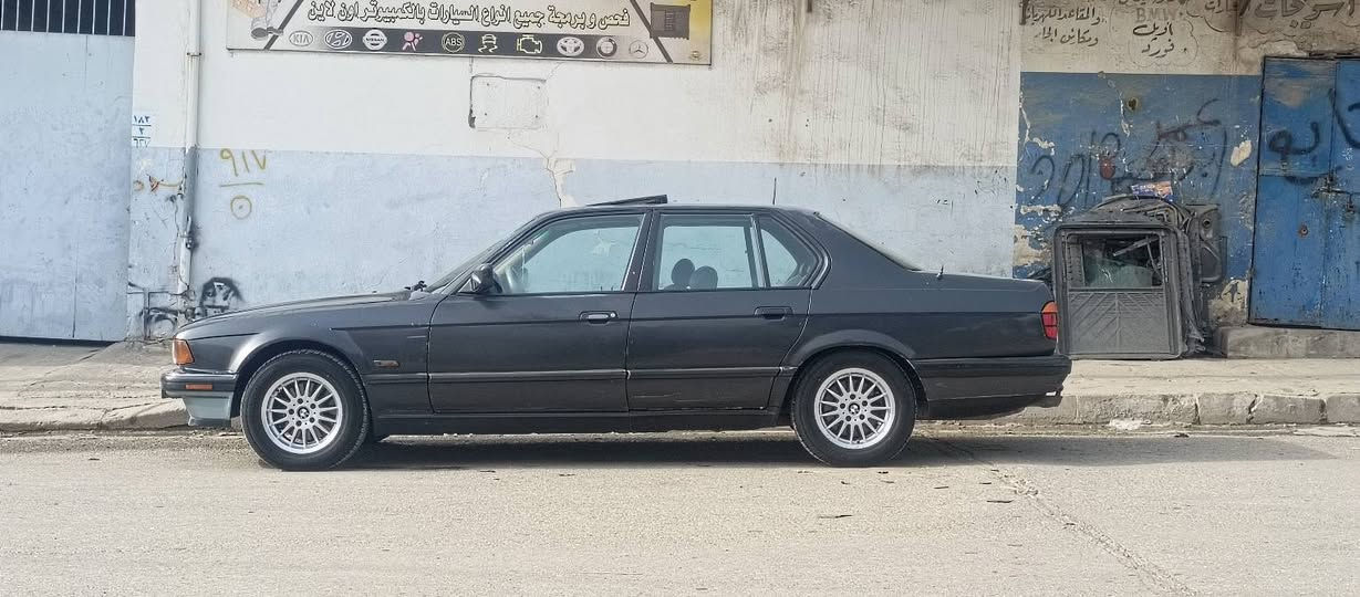 بي ام 735 فول بدون صبغ محرك كير شرط تبريد شغال
للاتصال ***********
            ***********
