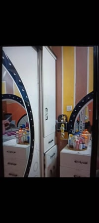 مستعجل بيع غرفه بدون جربايه سعره 200 من بغداد مدينة الصدر 07727620931