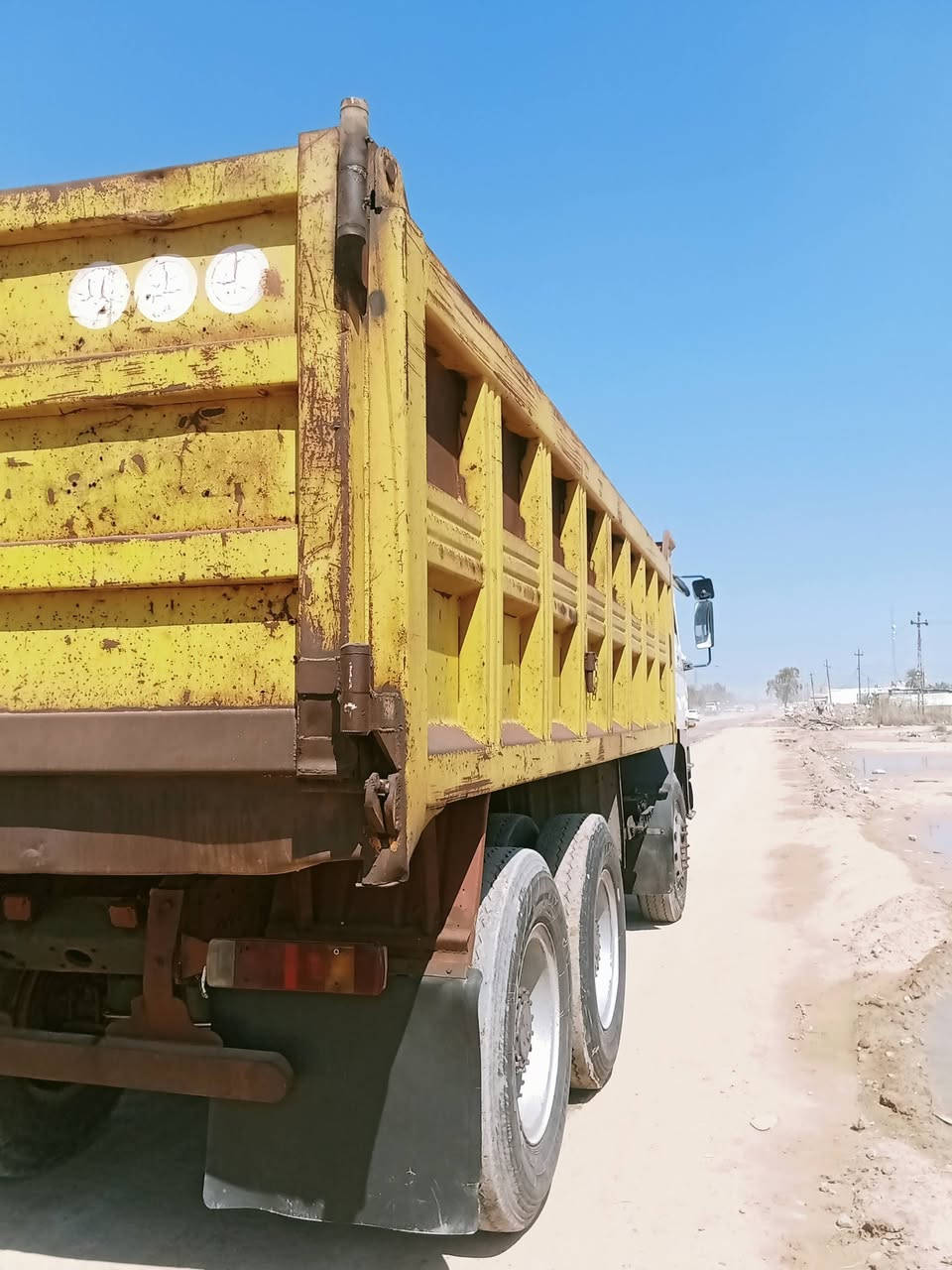 سلام عليكم داف موديل 95سياره جاهزه شغل تخم تاير تلتربع عمر سعر 20مليون بيهه مجال مجموعه جيف *********** ف***********
