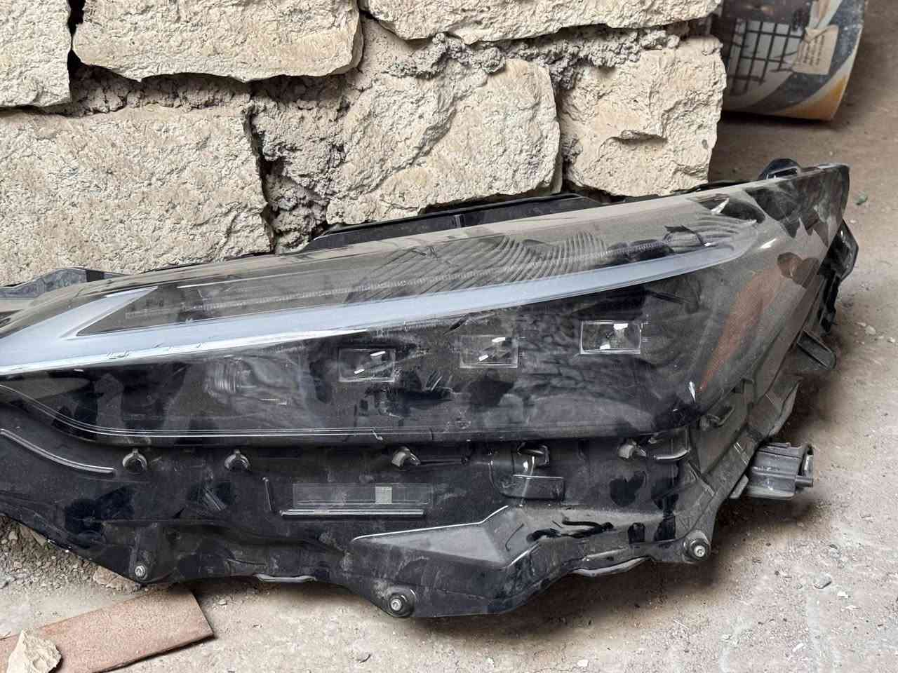 بسم الله
لايتات لكزس اصلي تفصيخ  

تتوفر خدمة توصيل 

***********
