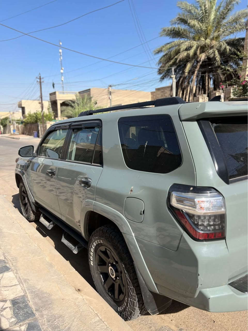فورنر 2022 sr5
رقم بغداد 
محرك 6 سلندر 4000
مواصفات بصمه 
رادارات
حساسات كامله
تحديد مسار
نقاط عمياء 
تبريد قطعتين
فوريل 4x4
دوسات trd
تخم تايرات جبلي جديد
وبقيه مواصفات معروفه
حادث جاملغ وربع بنيد بدون لغد وشاصي 
مكفوله من لغد وشاصي ومحرك وكير
ماشيه 54 الف ميل
رقم ***********
السعر 310 ورقه بغداد, العراق
