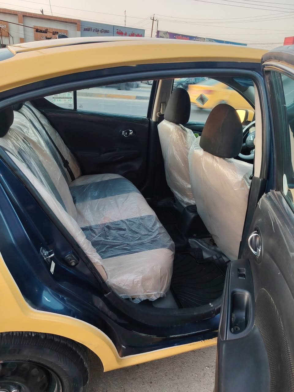 نيسان فيرسا ٢٠١٣ وارد أمريكي حادث جاملغ ايمن سياره نضيفه وجهازه عارضها ب٧٩وبيها مجال بسيط مكاني رئاسه العبيدي ***********
