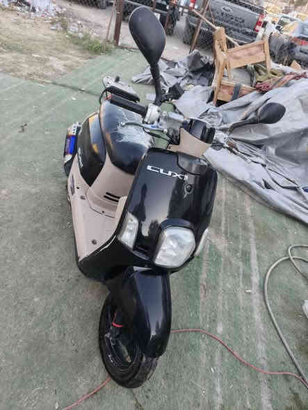 سلام عليكم ((للبيع)) أو مراوس
بوليس نوزل 
مزوده بل كامل 55
صالحه رياضي sc
زوج وياله جديد
كهربائيات شغاله
مكينه مكفوله ما مفتوحه علكد التزويد 
باقي التفاصيل واتس واتصال***********
